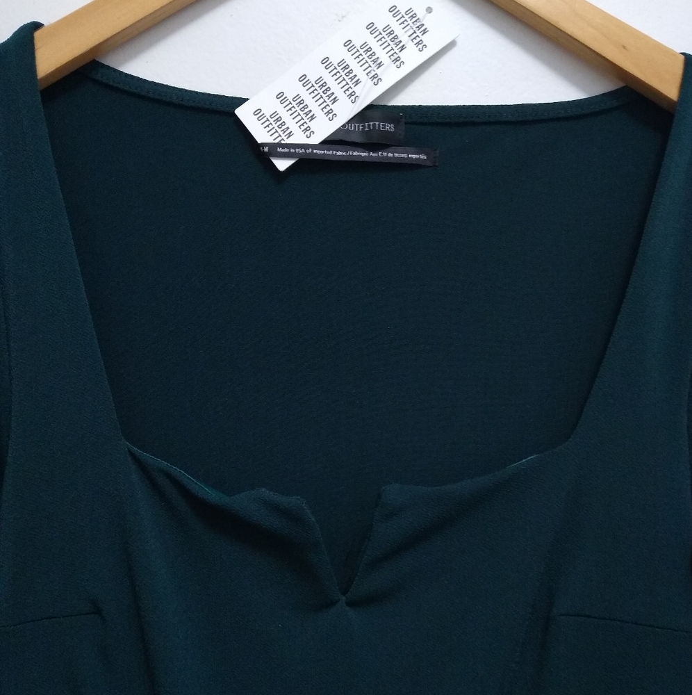 NEW Urban Outfitters Jumpsuit - Picture 4 of 8